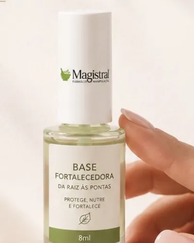 Base fortalecedora de unhas Magistral, 8 ml